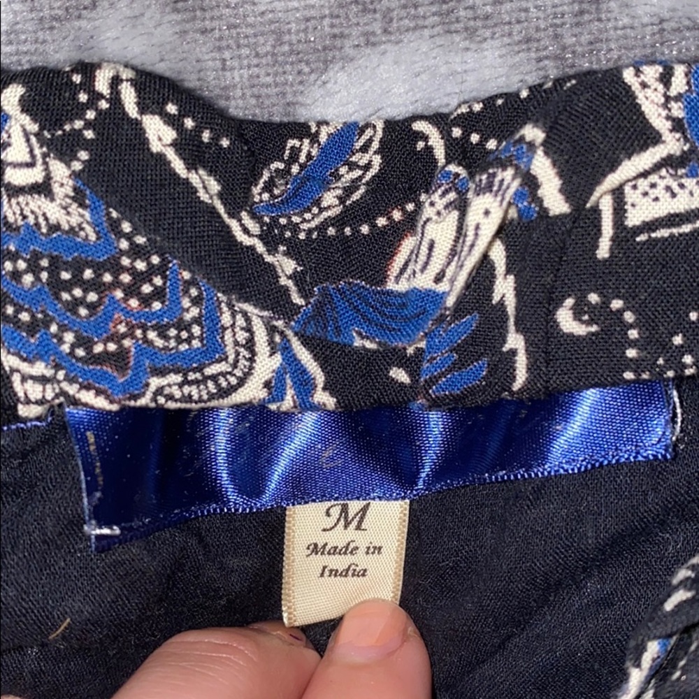 Pattern Shorts - Picture 2 of 2